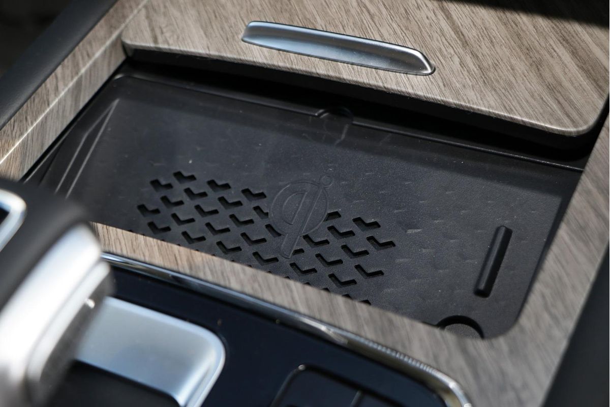 2024 GWM Tank 500 Ultra Hybrid P03