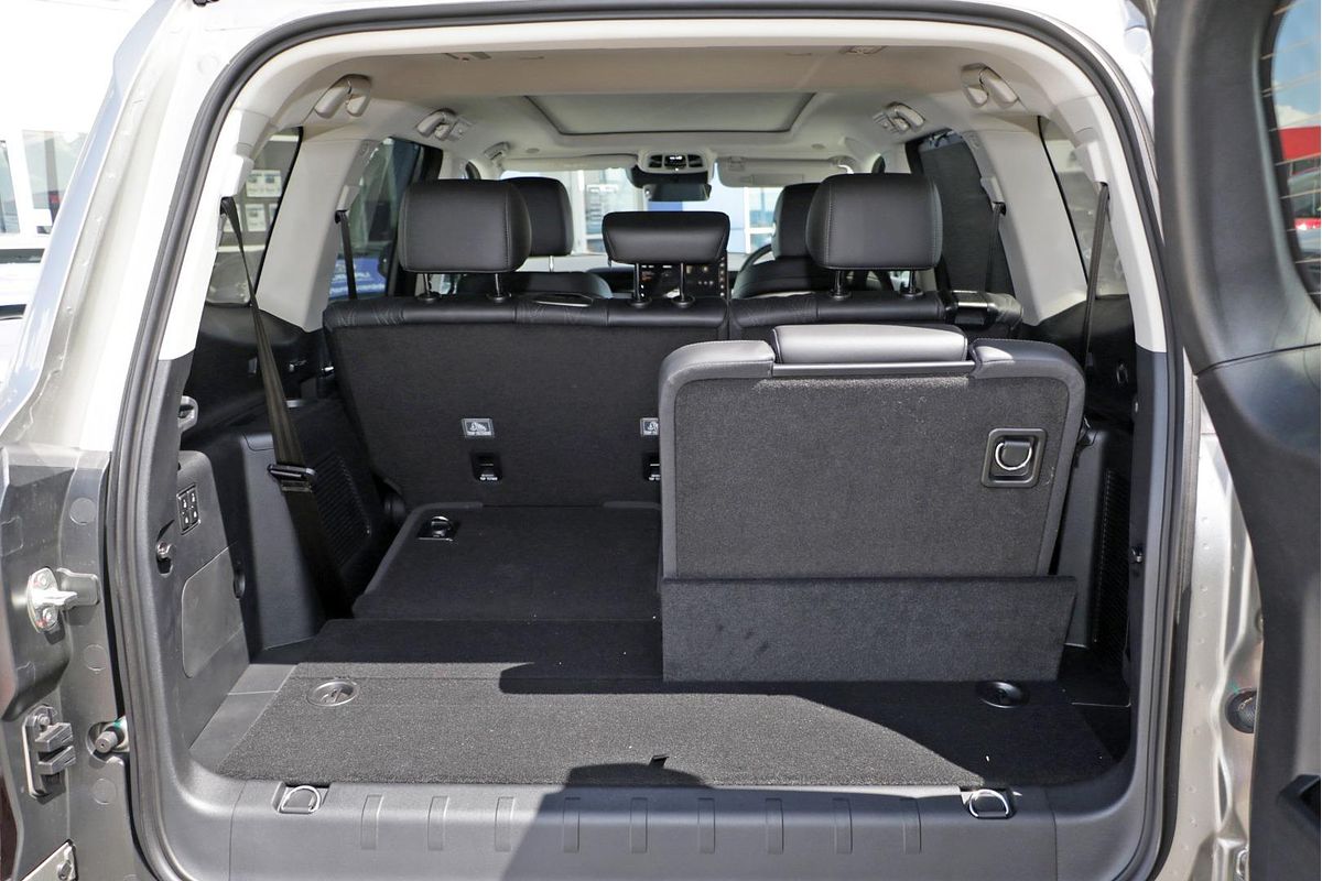 2024 GWM Tank 500 Ultra Hybrid P03