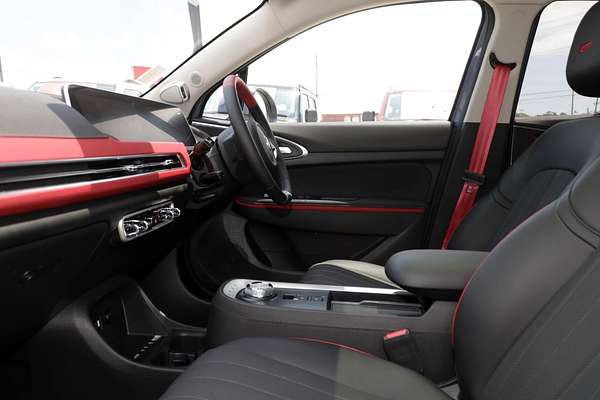 2025 GWM Ora GT ES11