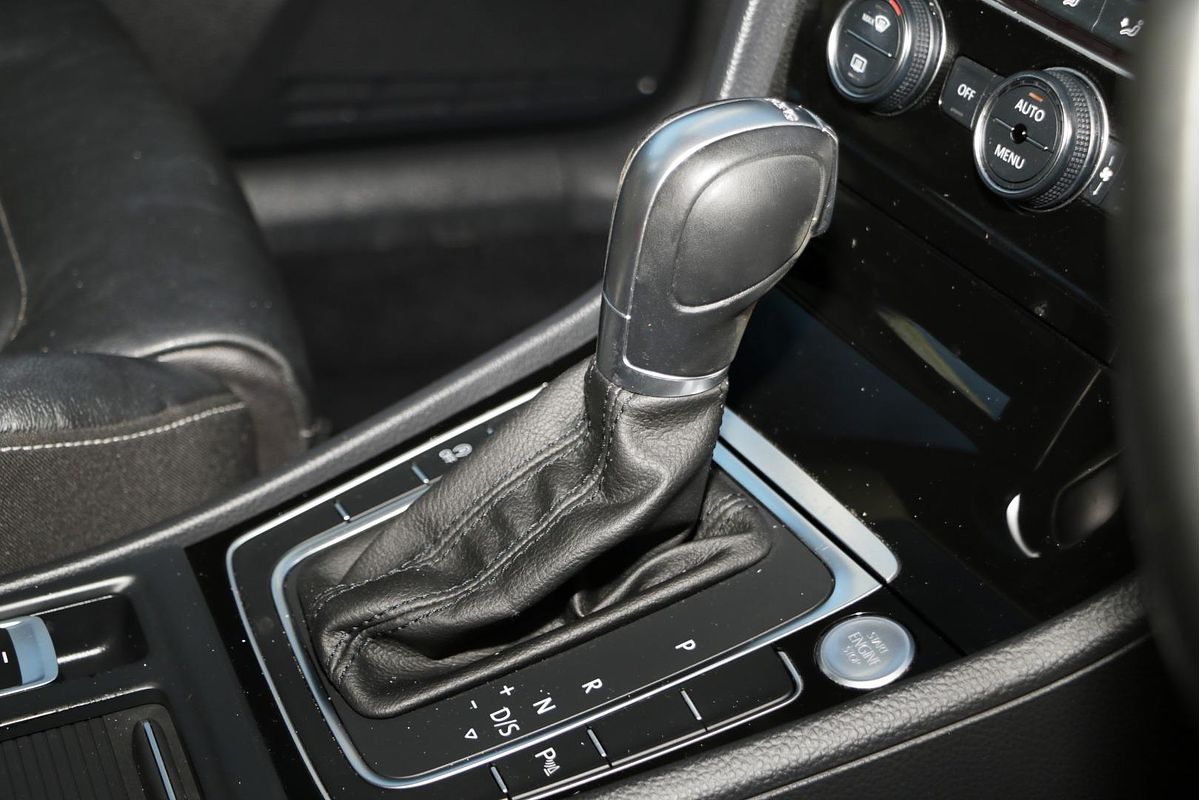 2016 Volkswagen Golf 110TDI Highline 7