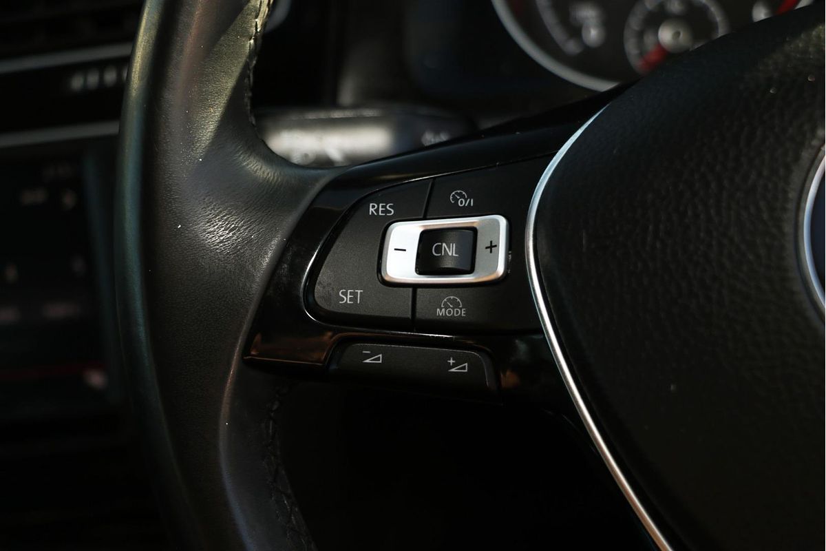 2016 Volkswagen Golf 110TDI Highline 7