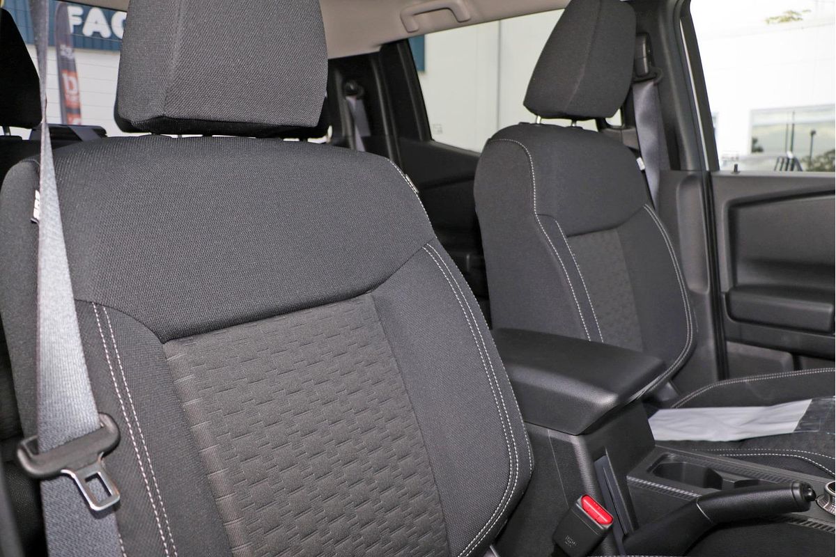 2025 Mitsubishi Triton GLX+ MV 4X4
