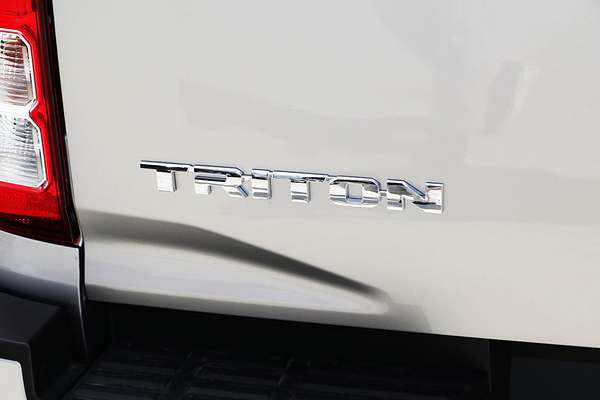 2025 Mitsubishi Triton GLX+ MV 4X4