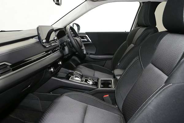 2024 Mitsubishi Outlander LS ZM