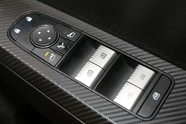 2024 Mitsubishi Outlander LS ZM