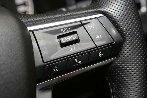 2024 Mitsubishi Outlander LS ZM