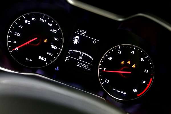 2024 MG ZS Excite AZS1