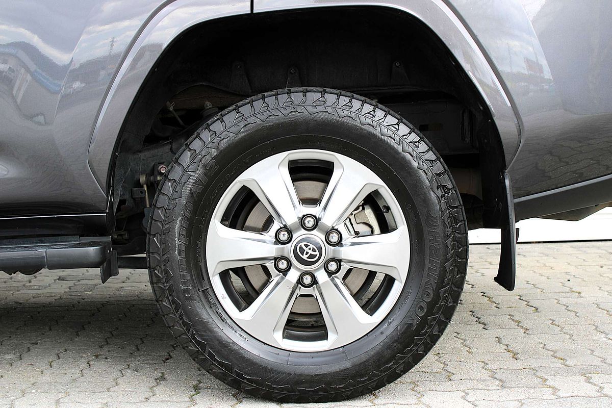 2021 Toyota Landcruiser VX FJA300R