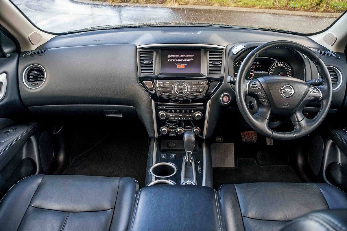 2019 Nissan Pathfinder ST-L R52 Series III