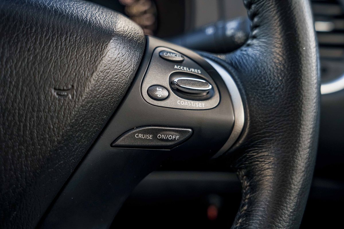 2019 Nissan Pathfinder ST-L R52 Series III