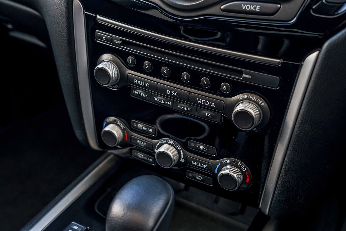 2019 Nissan Pathfinder ST-L R52 Series III