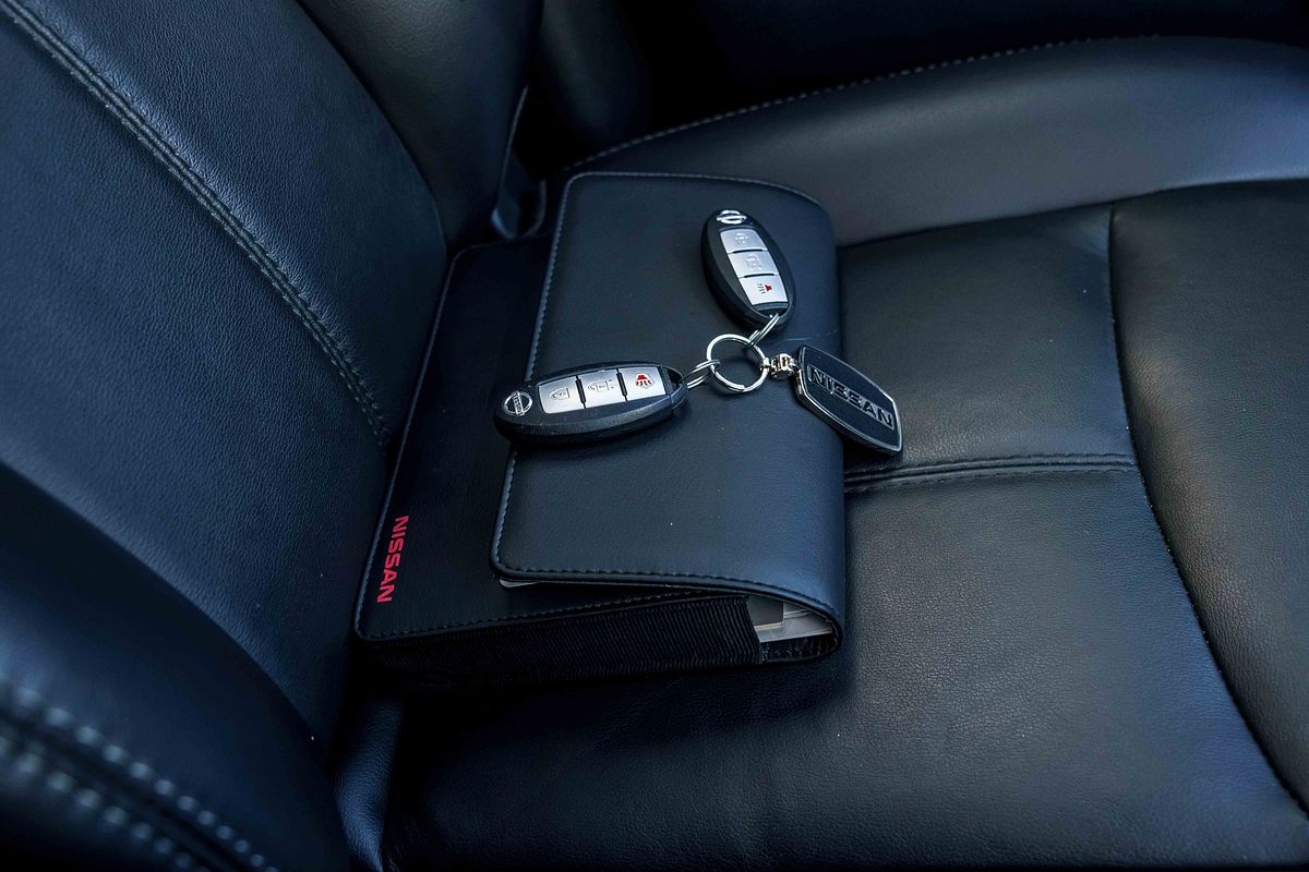 2019 Nissan Pathfinder ST-L R52 Series III