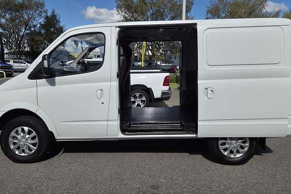 2024 LDV V80 SWB