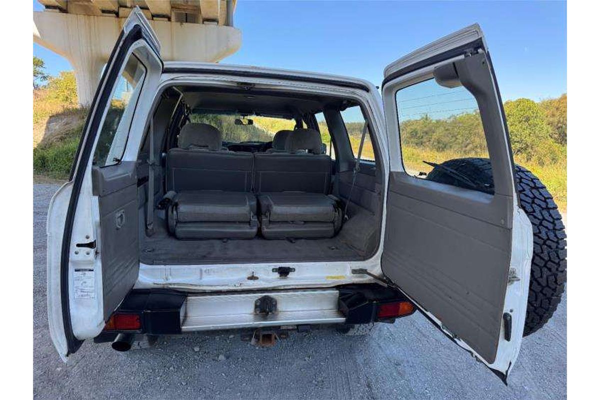 2000 Nissan Patrol ST GU II