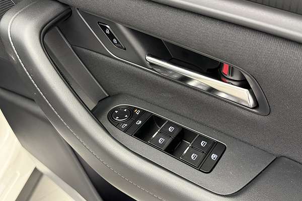 2025 Mazda CX-60 D50e Pure KH Series