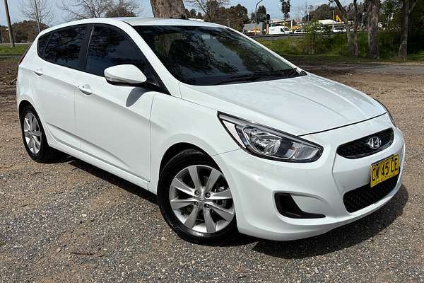 2018 Hyundai Accent Sport RB6