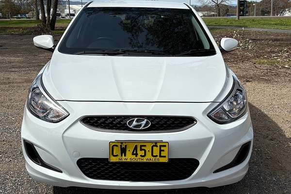 2018 Hyundai Accent Sport RB6