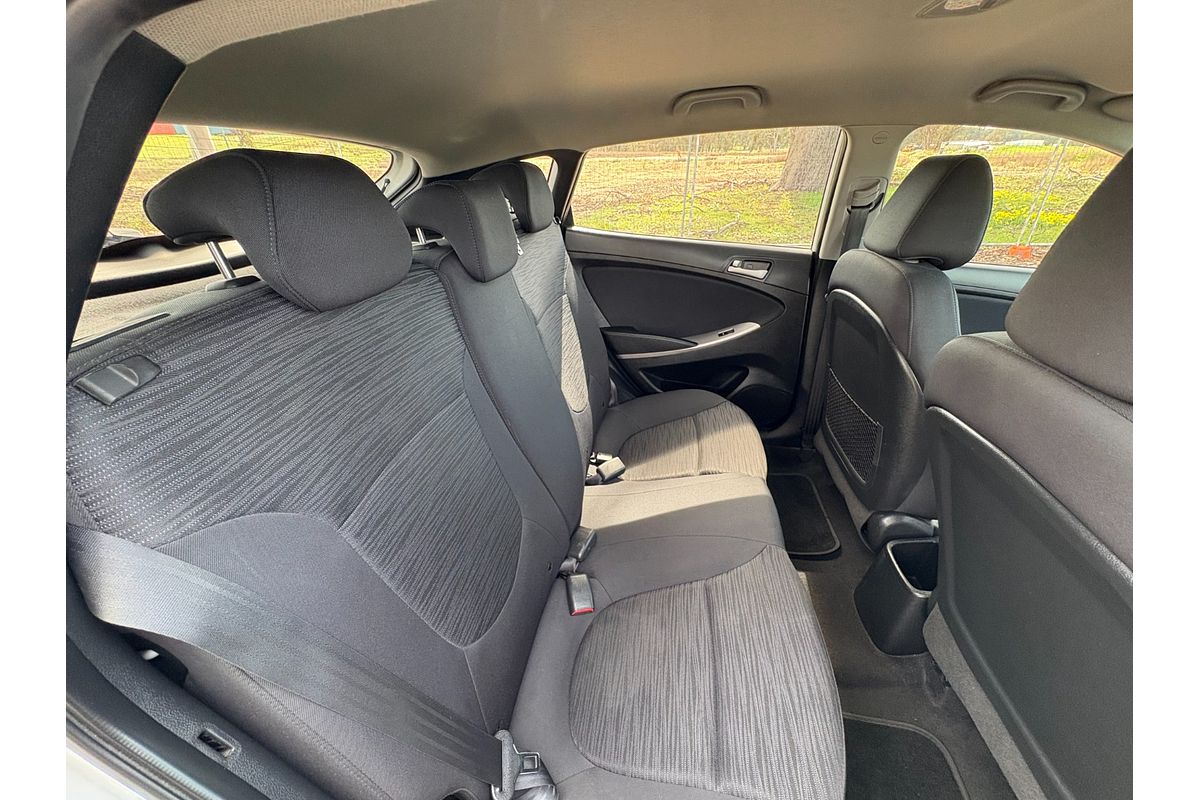 2018 Hyundai Accent Sport RB6