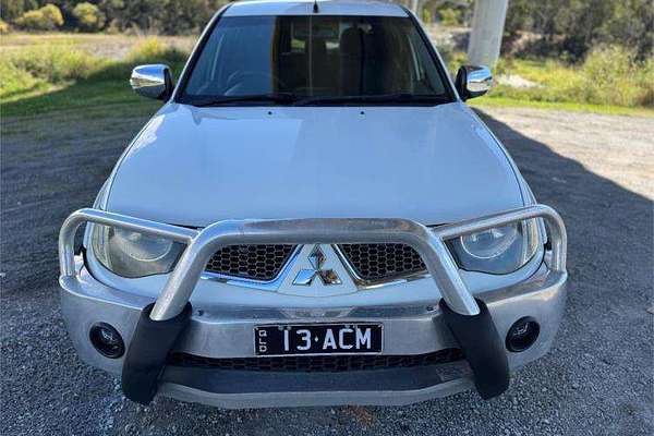 2013 Mitsubishi Triton GLX-R MN 4X4