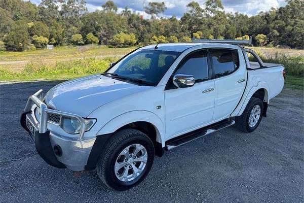 2013 Mitsubishi Triton GLX-R MN 4X4