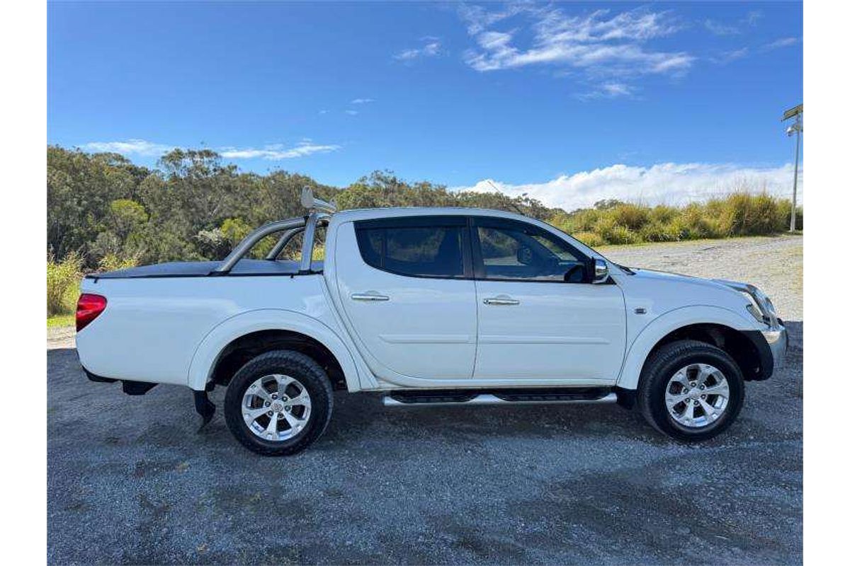 2013 Mitsubishi Triton GLX-R MN 4X4