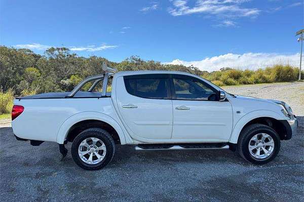 2013 Mitsubishi Triton GLX-R MN 4X4
