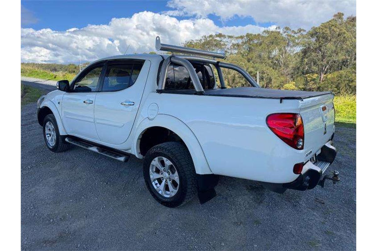 2013 Mitsubishi Triton GLX-R MN 4X4