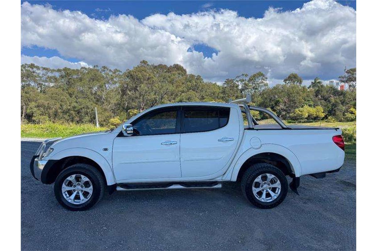 2013 Mitsubishi Triton GLX-R MN 4X4