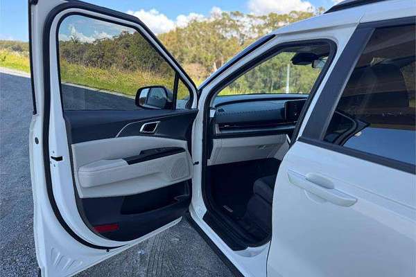 2023 Kia Carnival S KA4