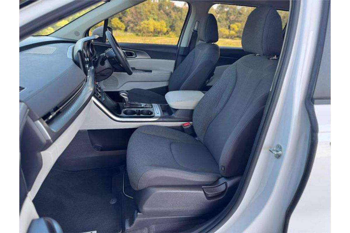 2023 Kia Carnival S KA4