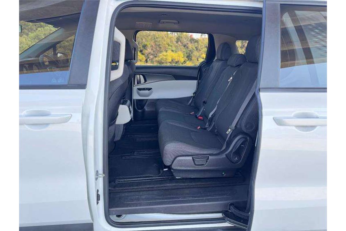2023 Kia Carnival S KA4