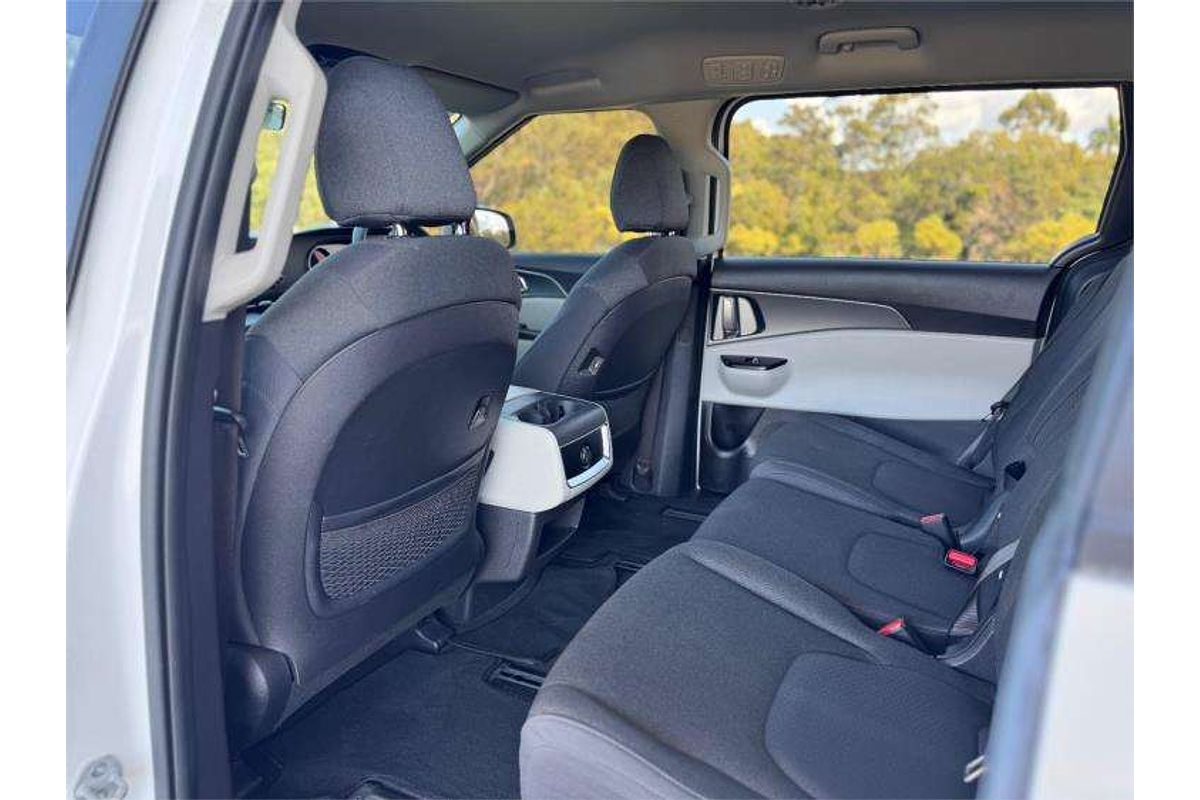 2023 Kia Carnival S KA4