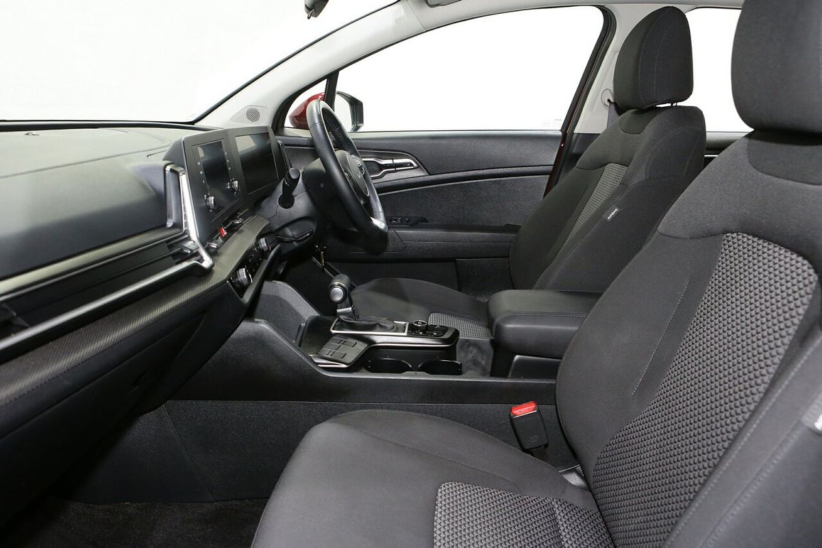 2024 Kia Sportage S NQ5