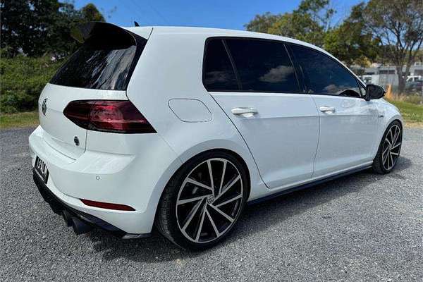 2017 Volkswagen Golf R Grid Edition 7.5