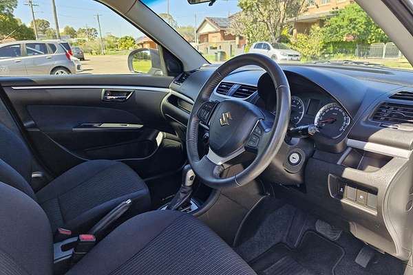 2016 Suzuki Swift GL Navigator FZ