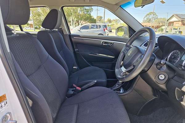 2016 Suzuki Swift GL Navigator FZ