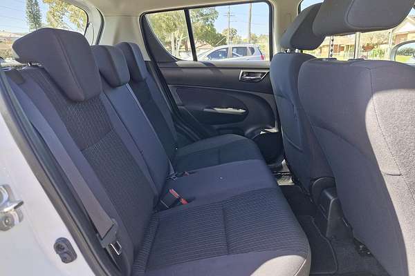 2016 Suzuki Swift GL Navigator FZ
