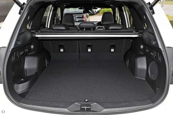 2025 Subaru Forester Hybrid Touring S6