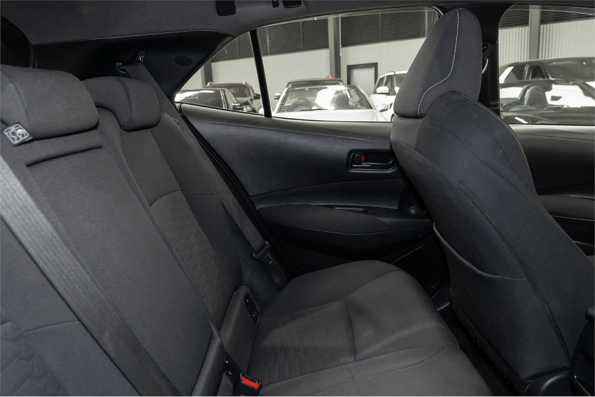 2018 Toyota Corolla Ascent Sport Hybrid ZWE211R