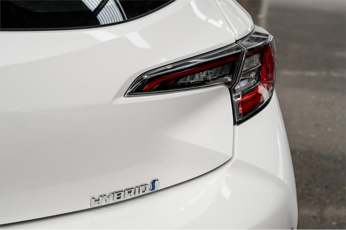 2018 Toyota Corolla Ascent Sport Hybrid ZWE211R