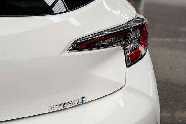2018 Toyota Corolla Ascent Sport Hybrid ZWE211R