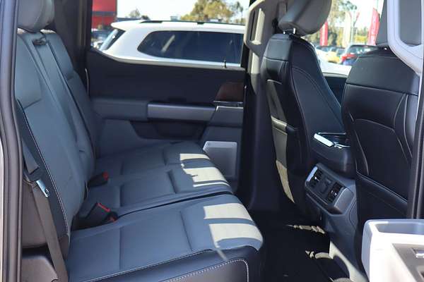 2023 Ford F-150 Lariat 4X4 LWB