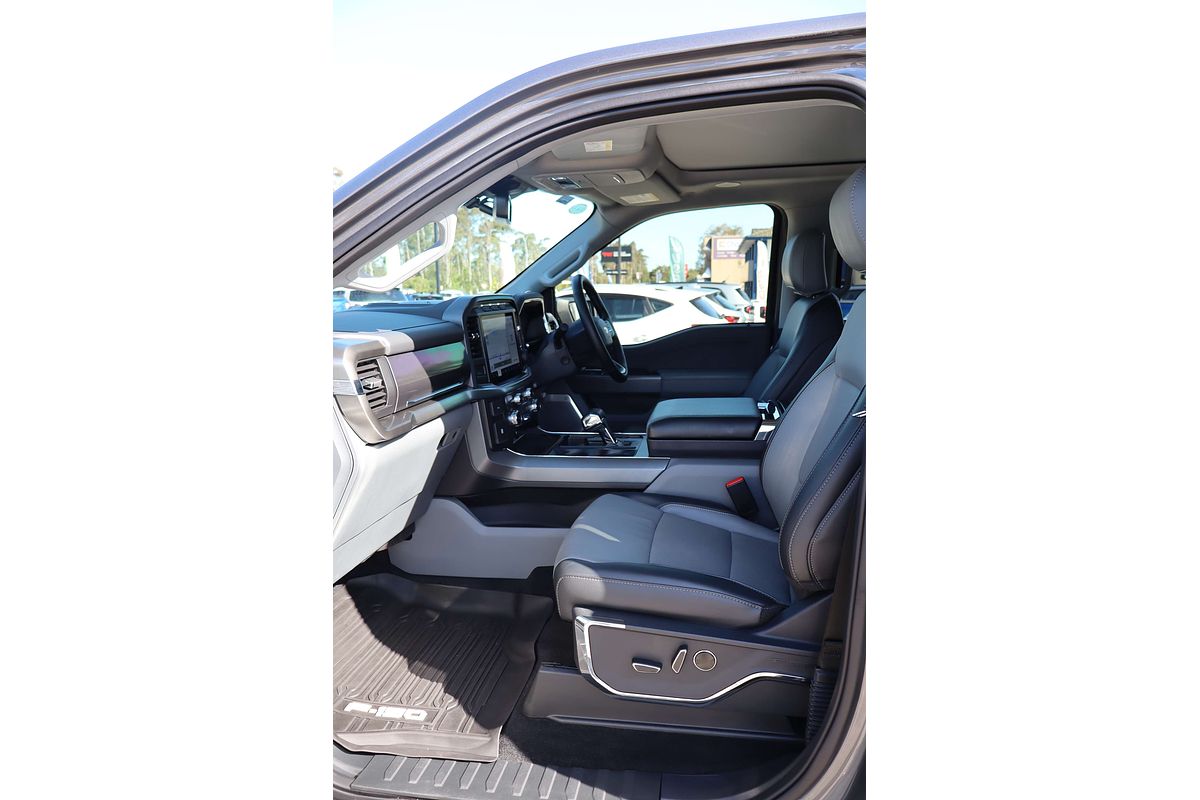 2023 Ford F-150 Lariat 4X4 LWB