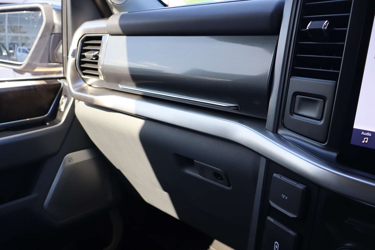 2023 Ford F-150 Lariat 4X4 LWB