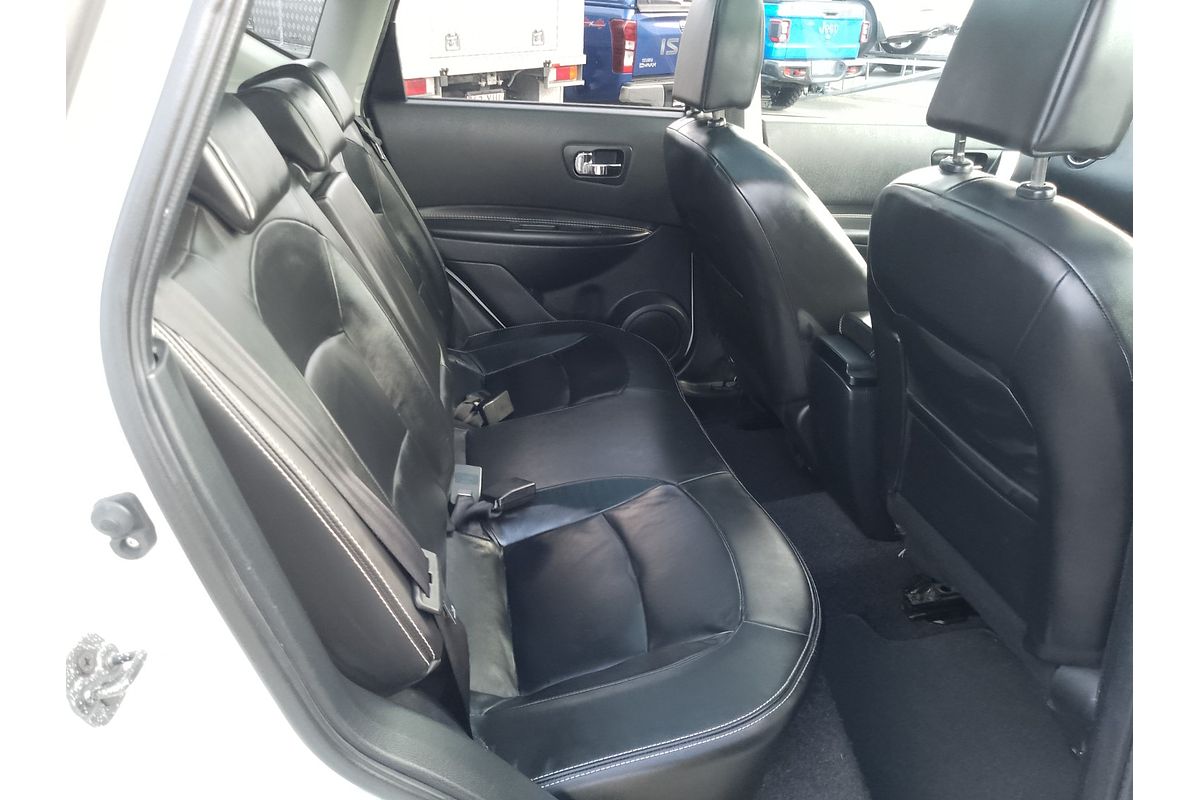 2013 Nissan Dualis Ti-L J10 Series 4