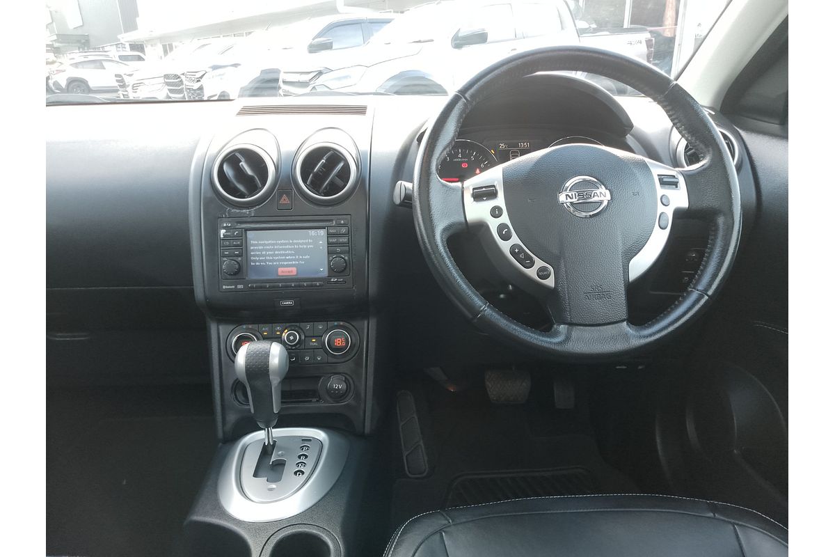 2013 Nissan Dualis Ti-L J10 Series 4