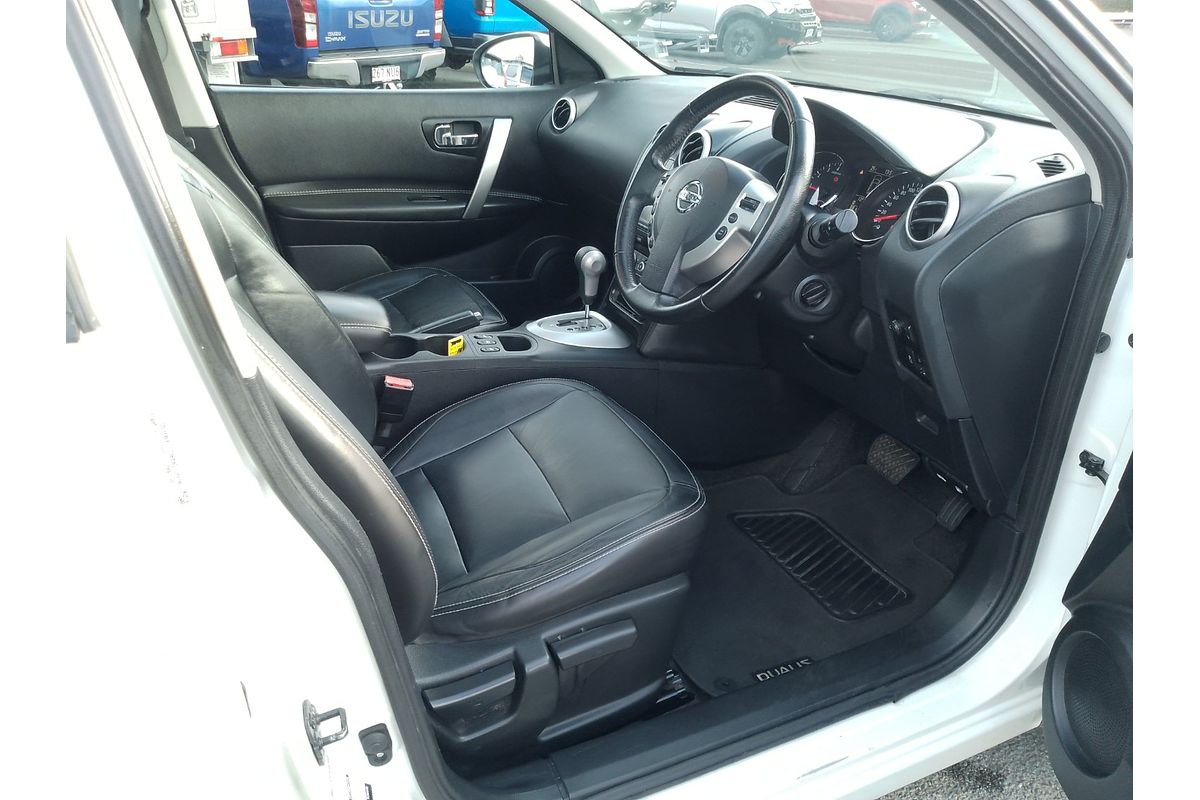 2013 Nissan Dualis Ti-L J10 Series 4
