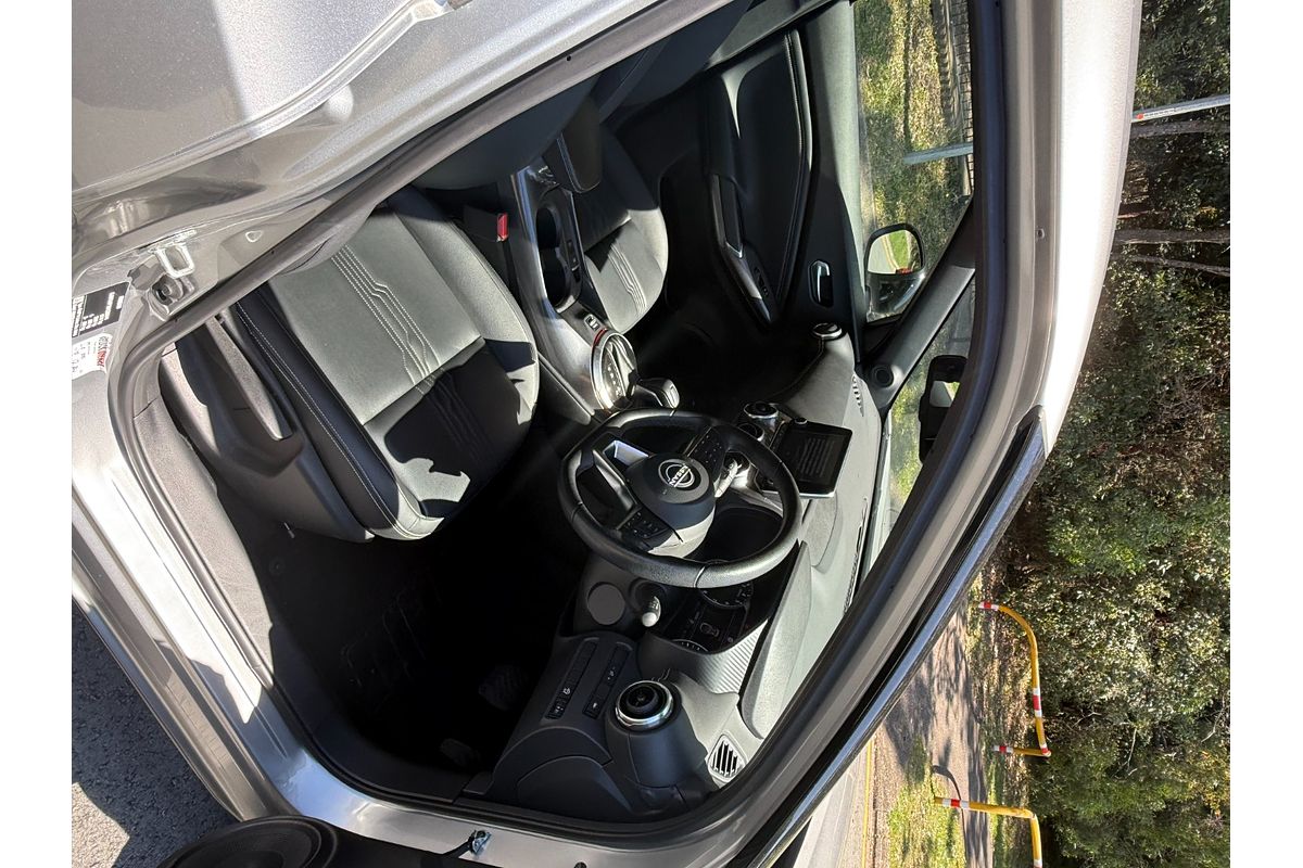 2023 Nissan JUKE ST-L F16