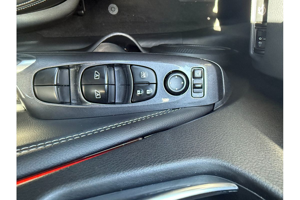 2023 Nissan JUKE ST-L F16