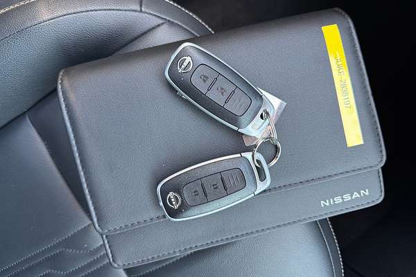 2023 Nissan JUKE ST-L F16